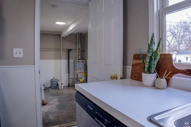 $216,600 | 314 Oklahoma Street, Lawrence, KS 66046