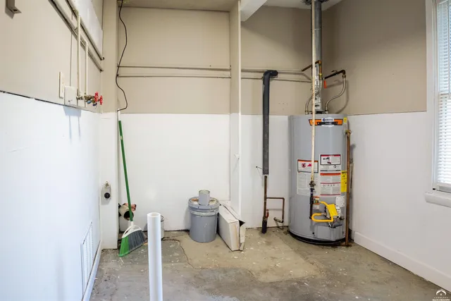 $225,000 | 314 Oklahoma Street, Lawrence, KS 66046