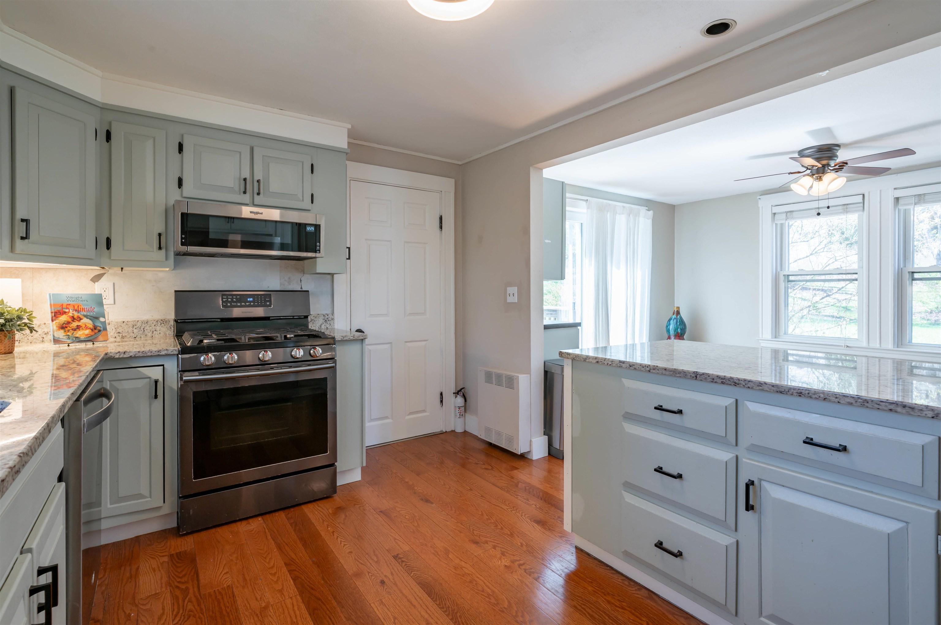 41 Main Street Atkinson, NH 03811 - Photo 22 of 40