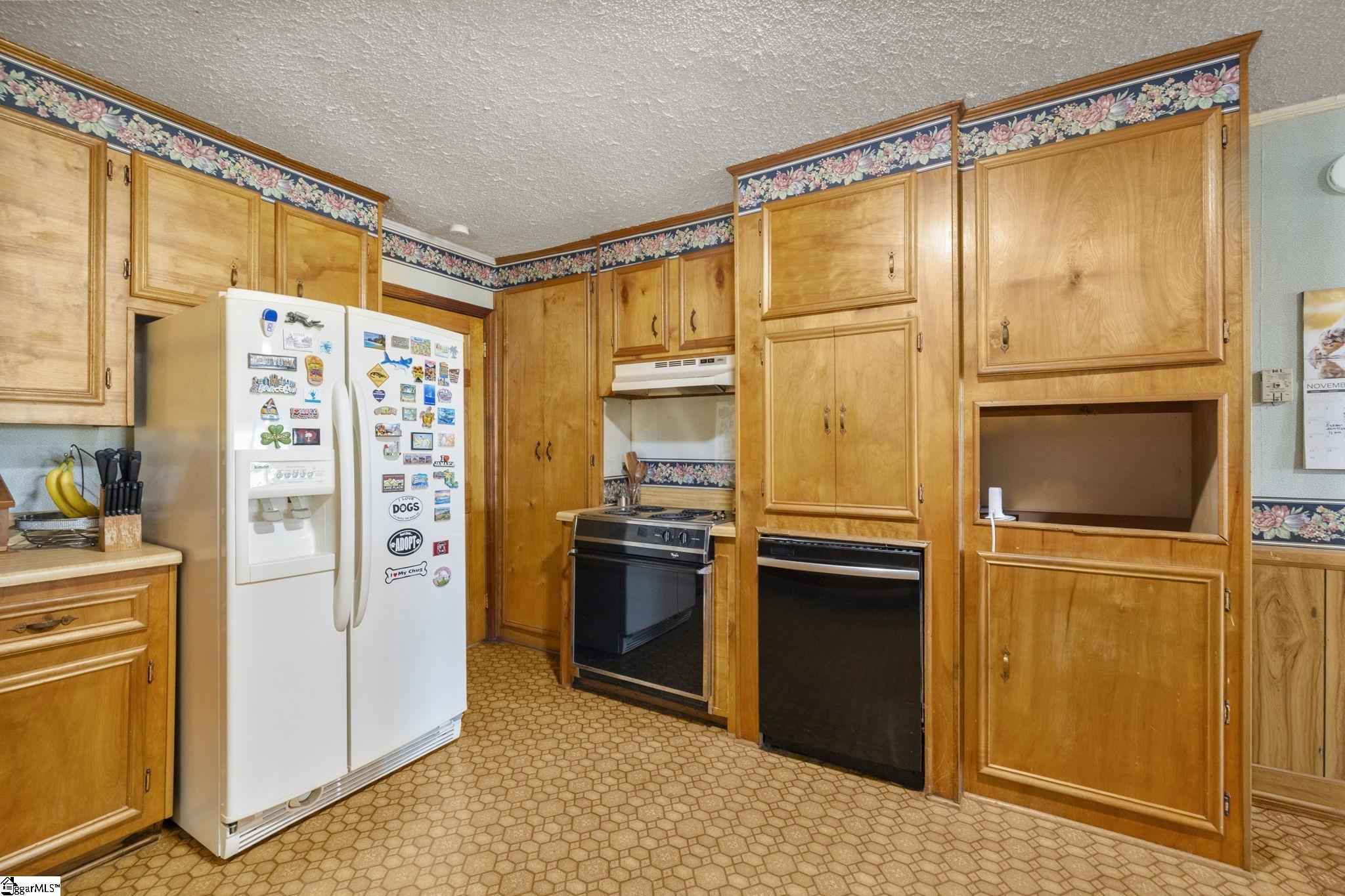 155 Ferguson Road Pickens, SC 29671 - Photo 11 of 40