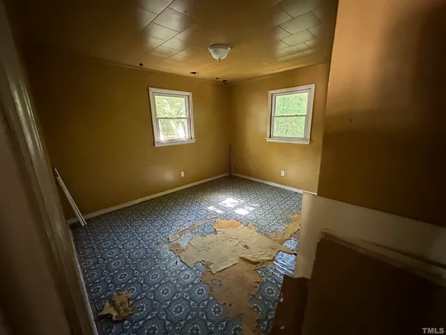 a view of livingroom with window