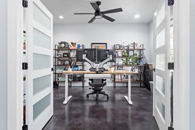 $650,000 | 847 West Buccaneer Drive, Winnie, TX 77665