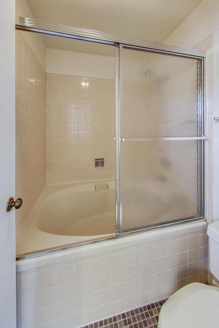 27 White Pine Drive Schaumburg, IL 60193 - Photo 16 of 27