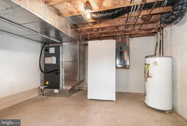 a view of a storage & utility room