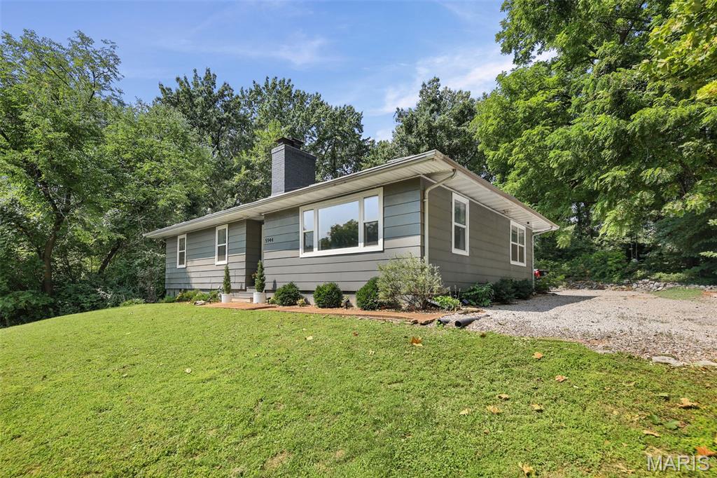 5944 Sugar Loaf Road Collinsville, IL 62234 - Photo 2 of 31 Gallery Image 2
