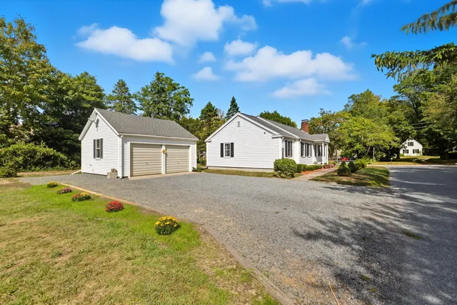 $899,000 | 6 Defiance Lane, Orleans, MA 02653