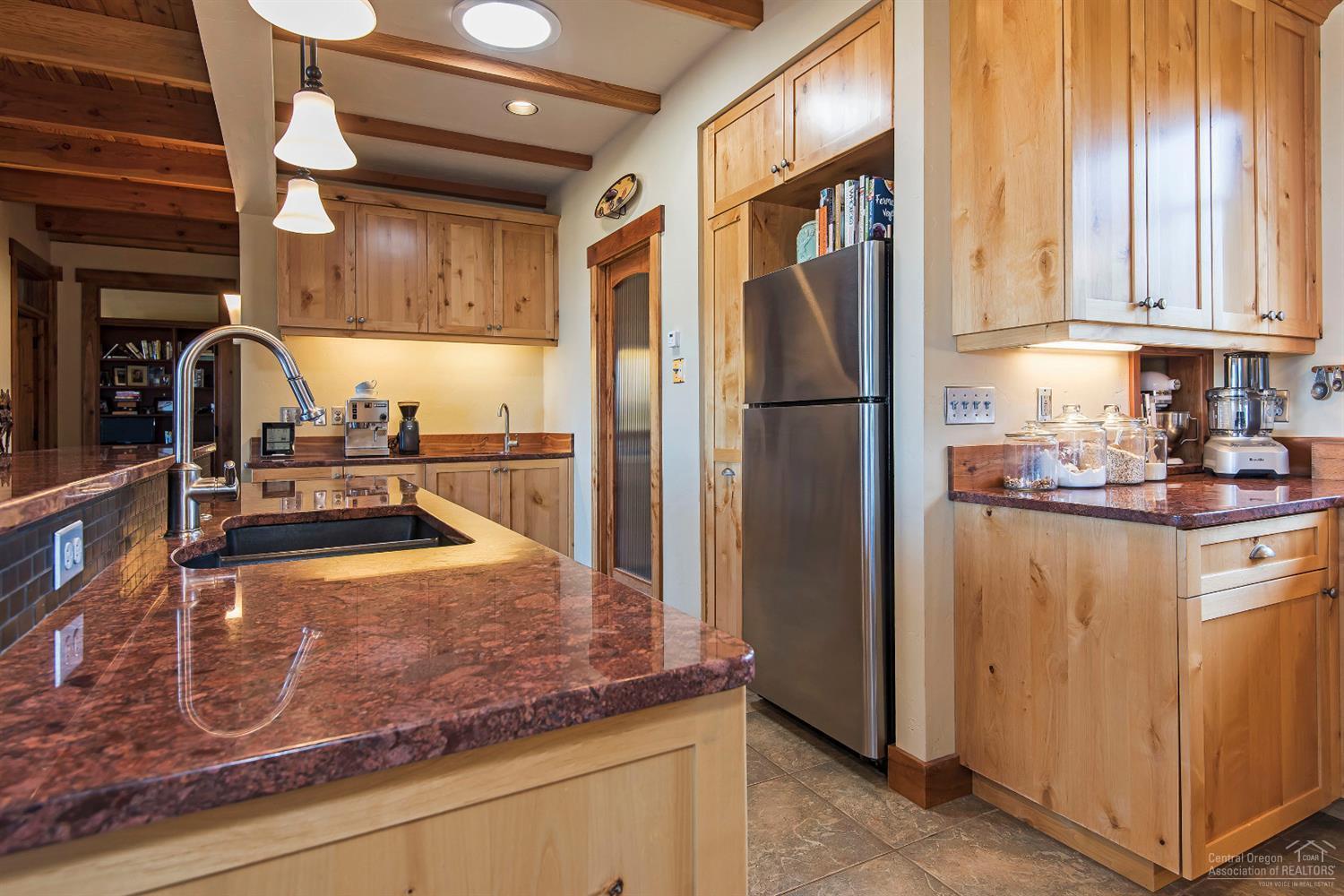69820 Goodrich Road Sisters, OR 97759 - Photo 5 of 24 Additional Photo