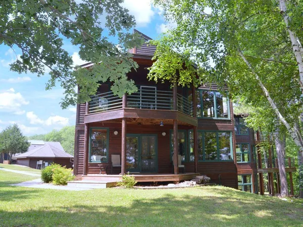 $1,880,000 | 27620 Island View Drive, Park Rapids, MN 56470