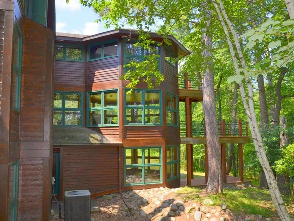 $1,880,000 | 27620 Island View Drive, Park Rapids, MN 56470