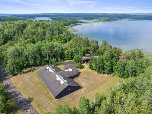 $1,880,000 | 27620 Island View Drive, Park Rapids, MN 56470