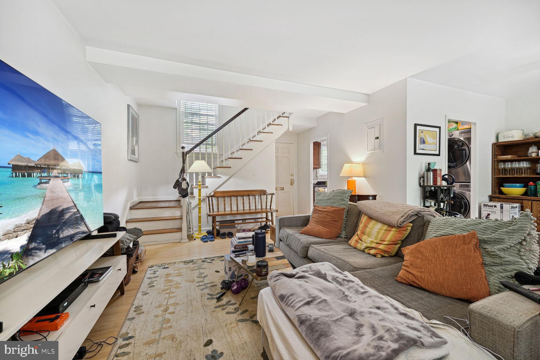 1665 Preston Road Alexandria, VA 22302 - Photo 4 of 12