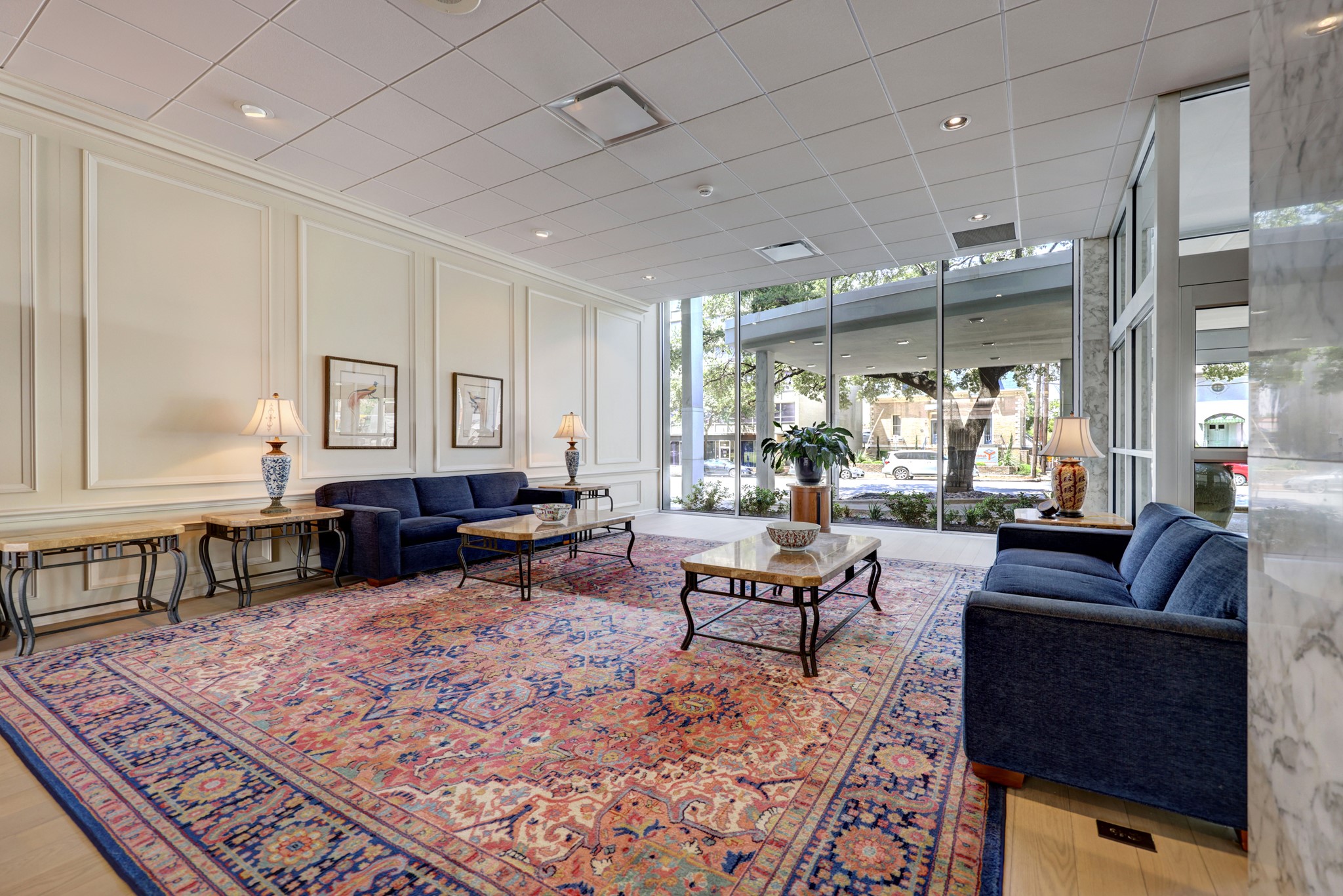 1801 Lavaca Street, Unit 3M Austin, TX 78701 - Photo 17 of 30 Light-filled Lobby area