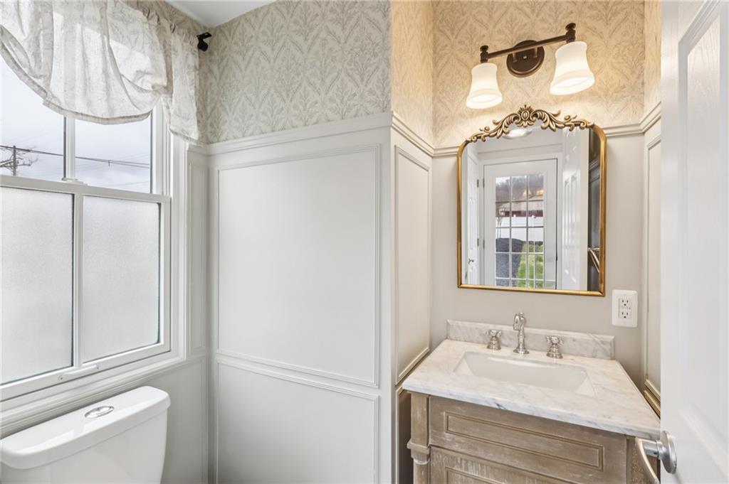 478 Jefferson Street Beaver, PA 15009 - Photo 19 of 44