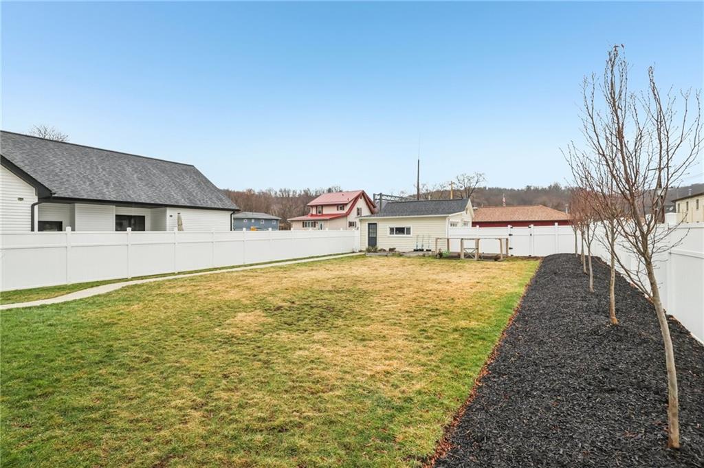 478 Jefferson Street Beaver, PA 15009 - Photo 36 of 44