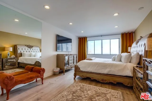 $5,550 | 7250 Franklin Avenue, Unit 802, Los Angeles, CA 90046