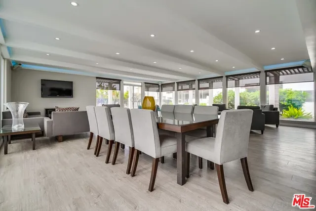 $5,550 | 7250 Franklin Avenue, Unit 802, Los Angeles, CA 90046