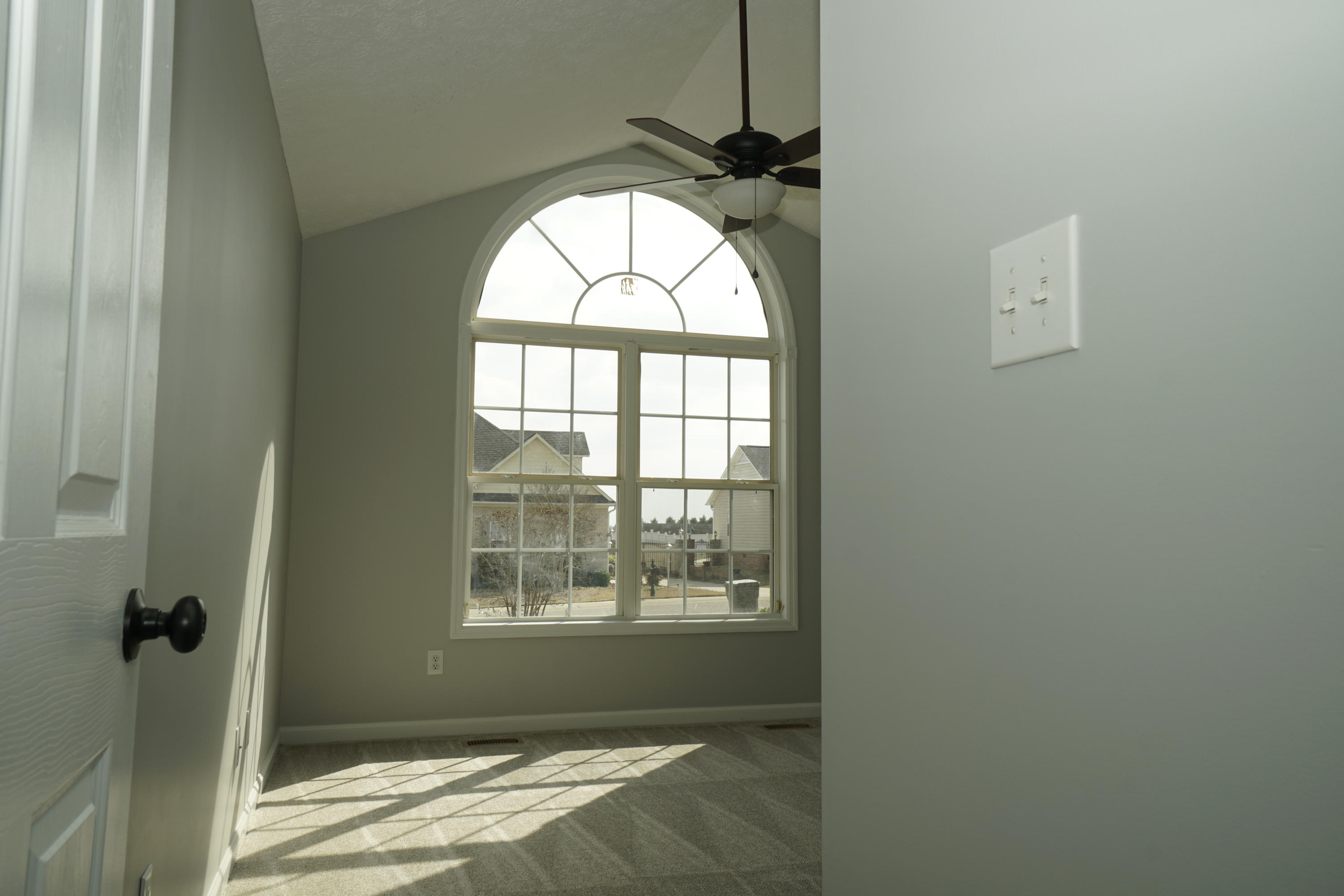 107 Cherian Court Pooler, GA 31322 - Photo 23 of 50 Bedroom #1, with vaulted ceiling and ceiling fan