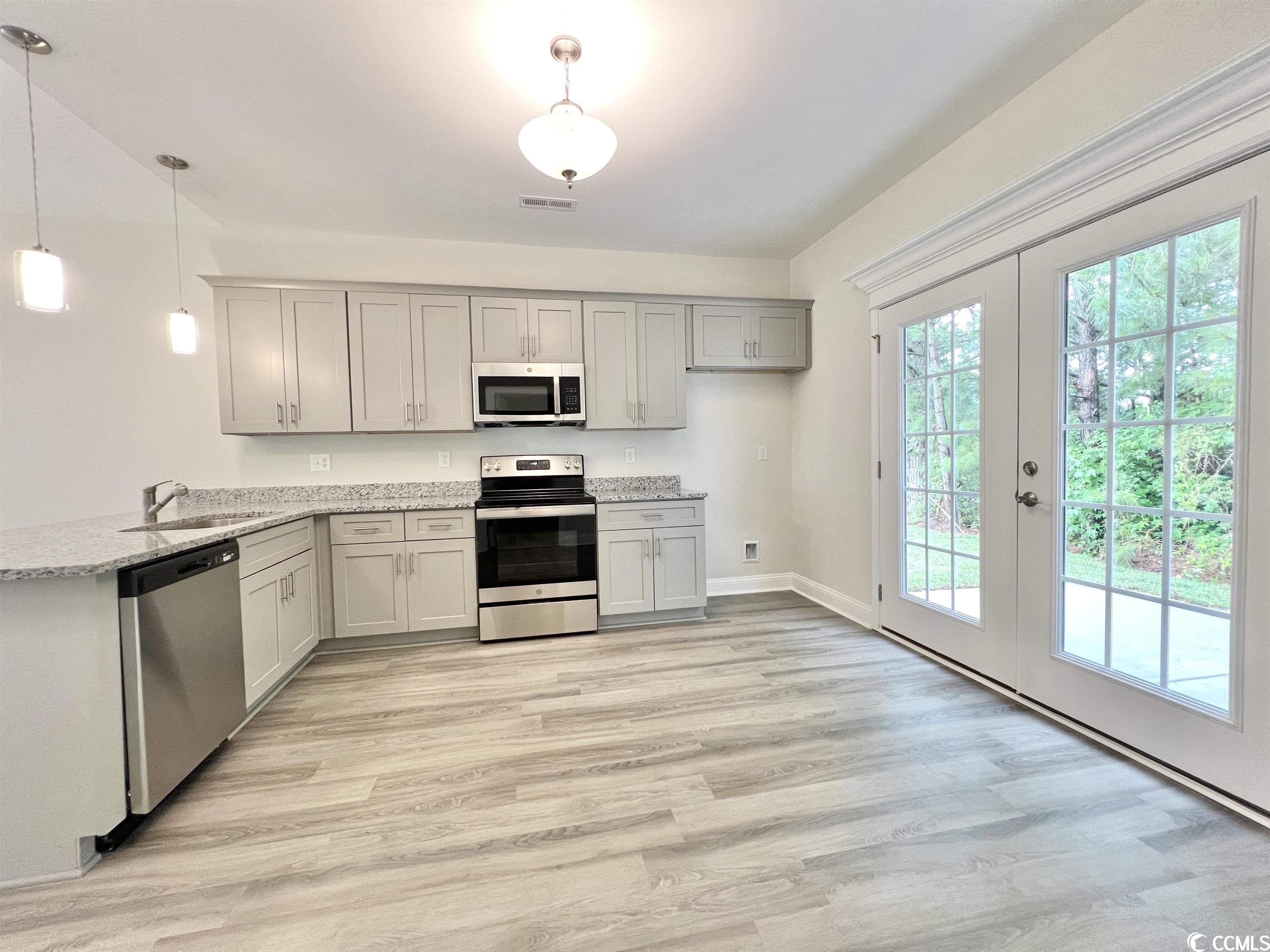 2976 Silverleaf Circle Loris, SC 29569 - Photo 5 of 15 Gallery Image 5