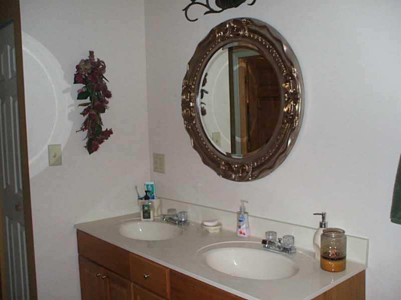 28 Independence Road Avella, PA 15312 - Photo 6 of 12 Full Bath.