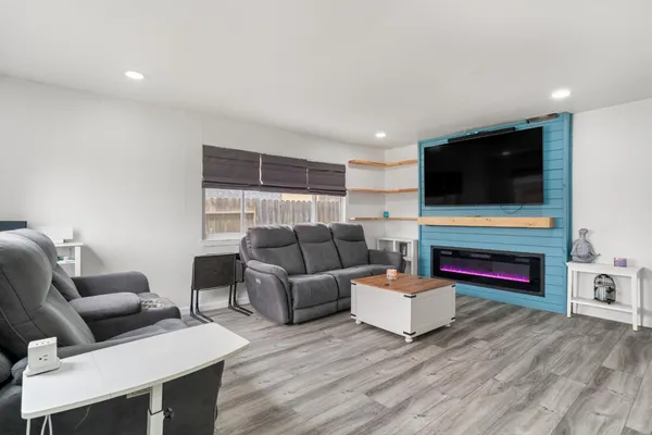 $499,999 | 832 Jackson Street, Winters, CA 95694