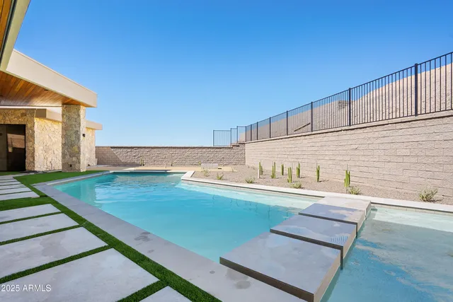 $3,950,000 | 2431 Dry Crk Court, Lake Havasu City, AZ 86406