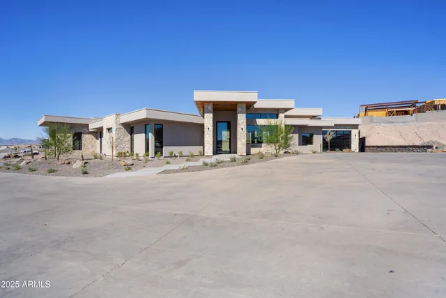 $3,950,000 | 2431 Dry Crk Court, Lake Havasu City, AZ 86406
