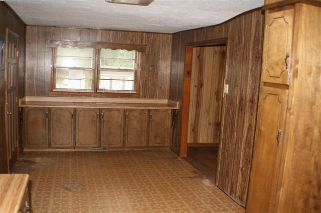 310 State Rd S-42-9795 Greer, SC 29651 - Photo 5 of 13 Gallery Image 5