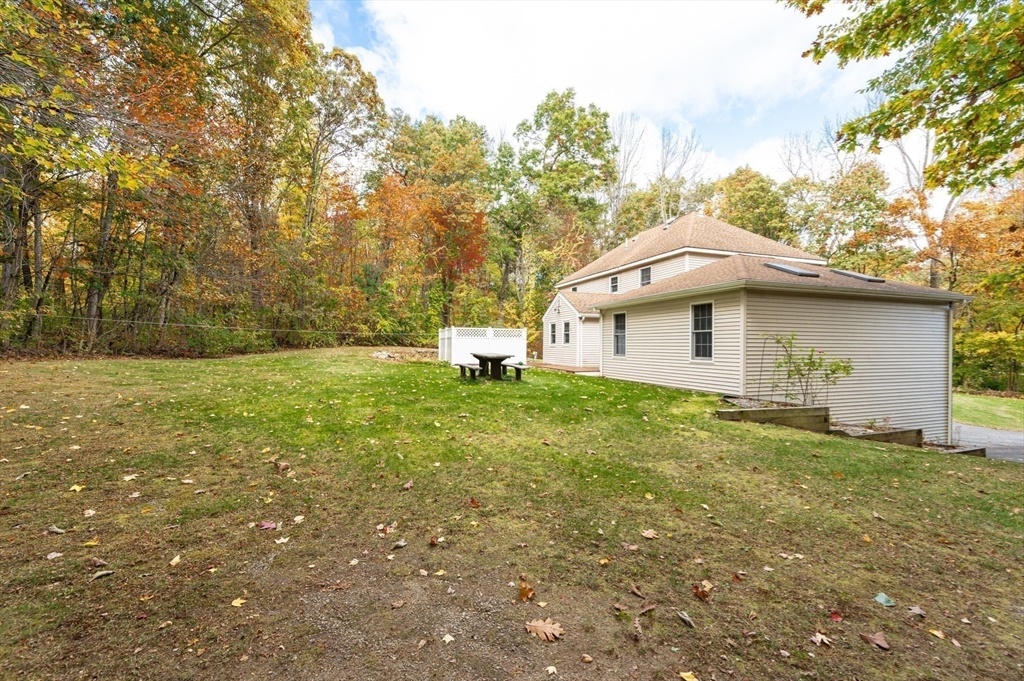 140 Ruby Road Dracut, MA 01826 - Photo 30 of 41 Gallery Image 30
