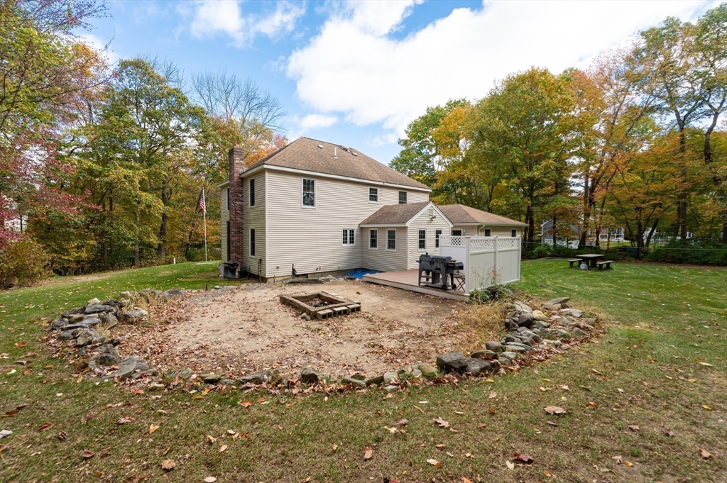 140 Ruby Road Dracut, MA 01826 - Photo 32 of 41 Gallery Image 32