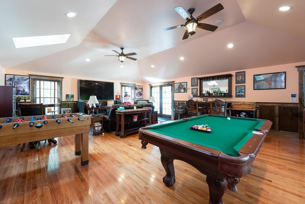 140 Ruby Road Dracut, MA 01826 - Photo 7 of 41 Gallery Image 7
