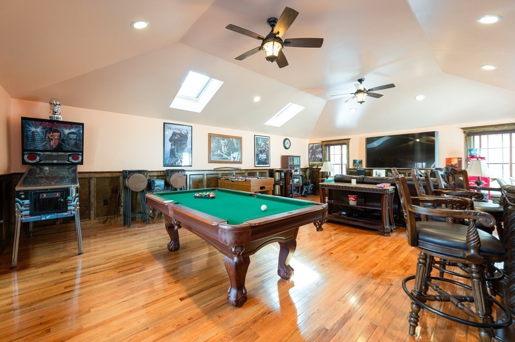 140 Ruby Road Dracut, MA 01826 - Photo 8 of 41 Gallery Image 8