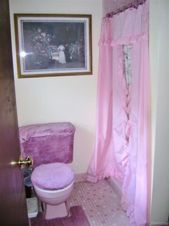 16083 Hough Road Allenton, MI 48002 - Photo 16 of 31 DSC05448 - Copy.JPG