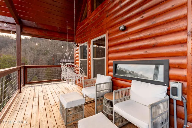 $699,000 | 2138 Rising Fawn Way, Sevierville, TN 37862