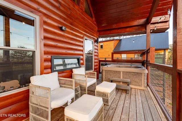 $699,000 | 2138 Rising Fawn Way, Sevierville, TN 37862