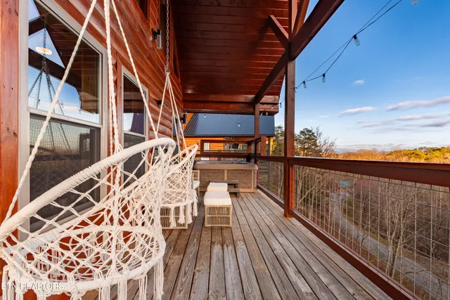 $699,000 | 2138 Rising Fawn Way, Sevierville, TN 37862