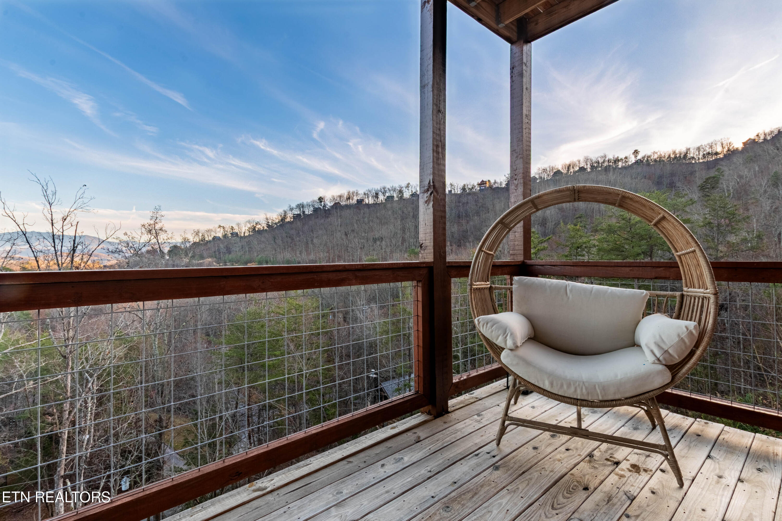 2138 Rising Fawn Way Sevierville, TN 37862 - Photo 40 of 45 2138 Rising Fawn, Gatlinburg TN DSC_6063