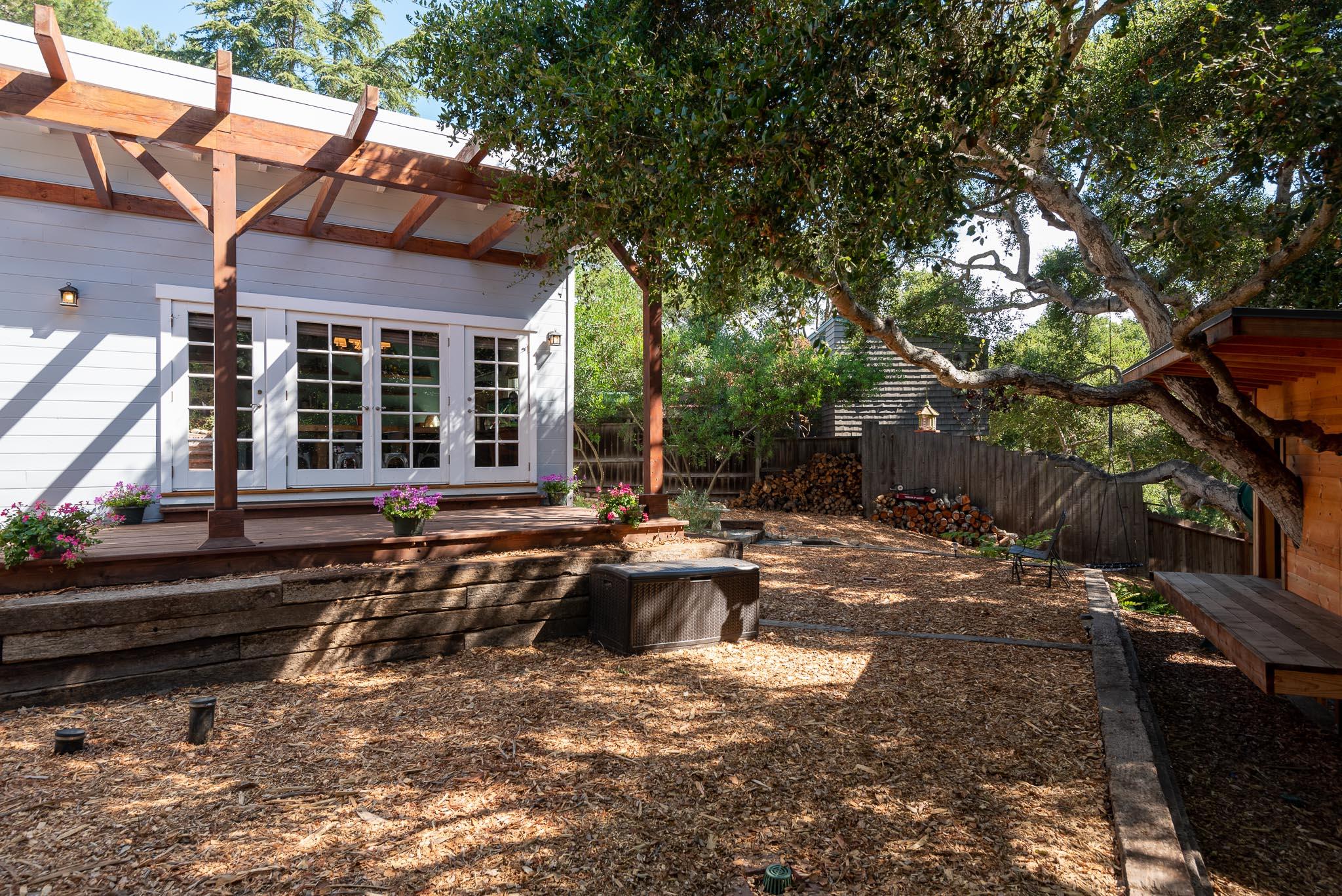 30 Skyline Circle Santa Barbara, CA 93109 - Photo 19 of 27 Back Yard