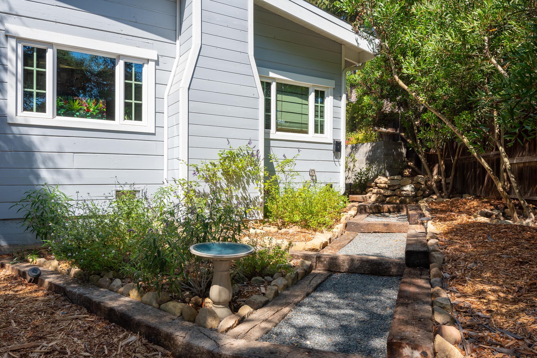 30 Skyline Circle Santa Barbara, CA 93109 - Photo 21 of 27 Side Area