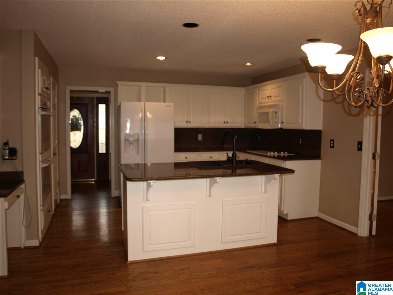 3608 Oak Point Circle Birmingham, AL 35223 - Photo 7 of 40