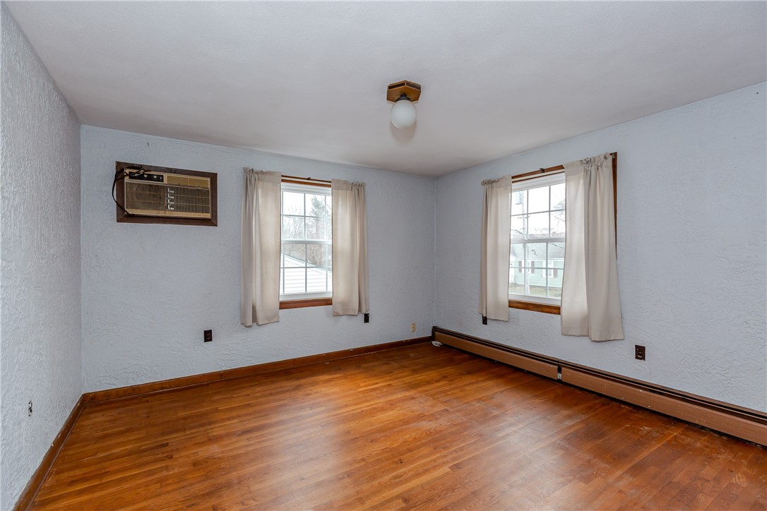 185 Parkside Avenue Pawtucket, RI 02861 - Photo 15 of 31 Bedroom 2