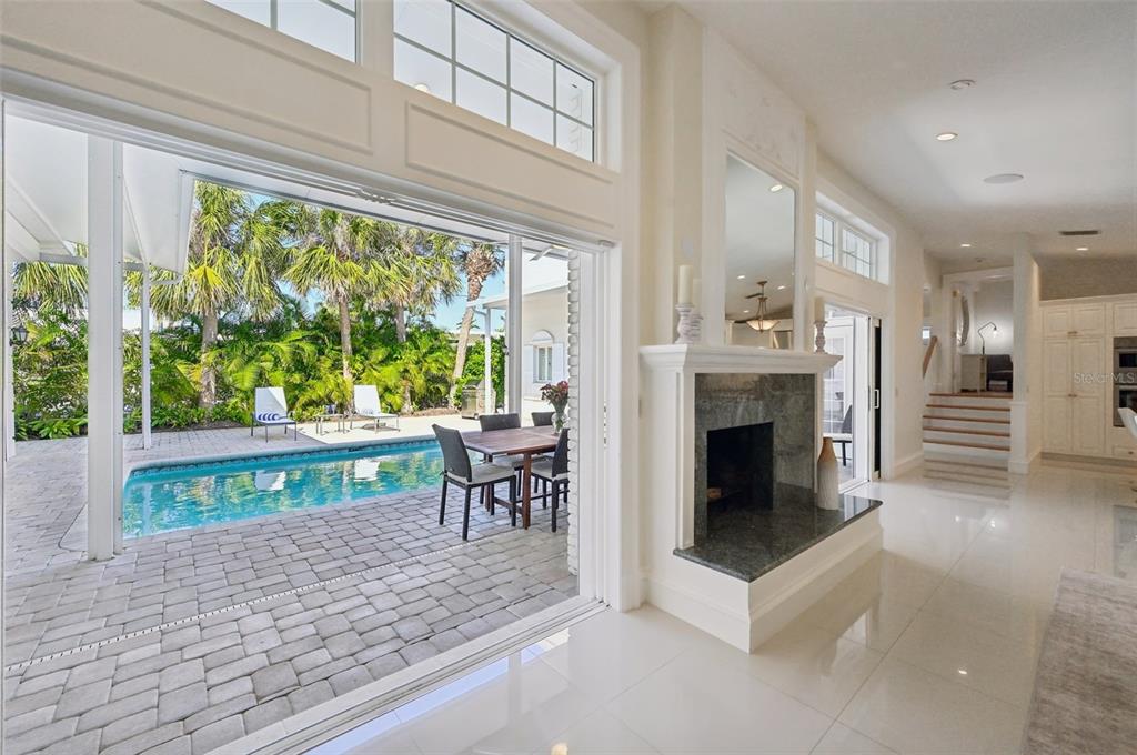 1121 Morningside Place Sarasota, FL 34236 - Photo 8 of 76