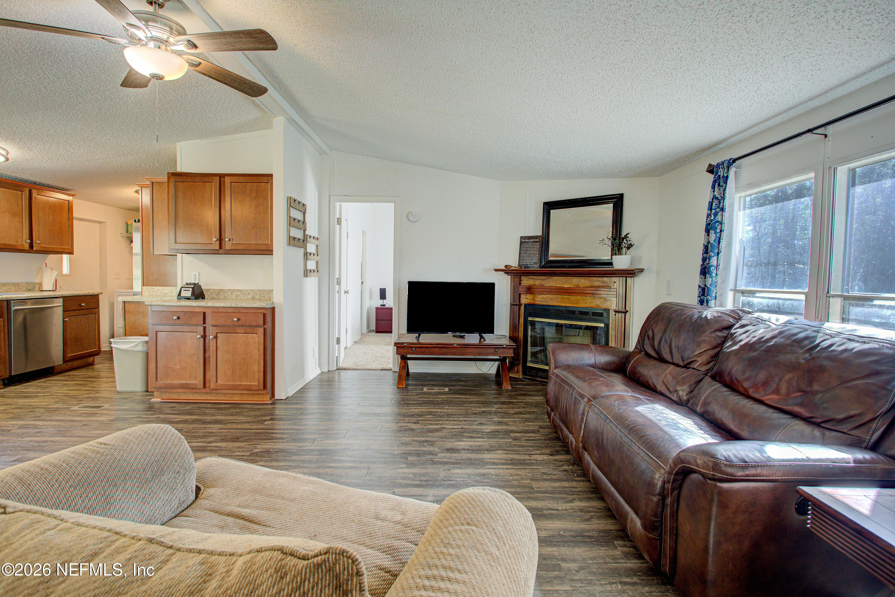 1690 Freedom Drive Middleburg, FL 32068 - Photo 7 of 45 20260224-1690_Freedom_Dr-28