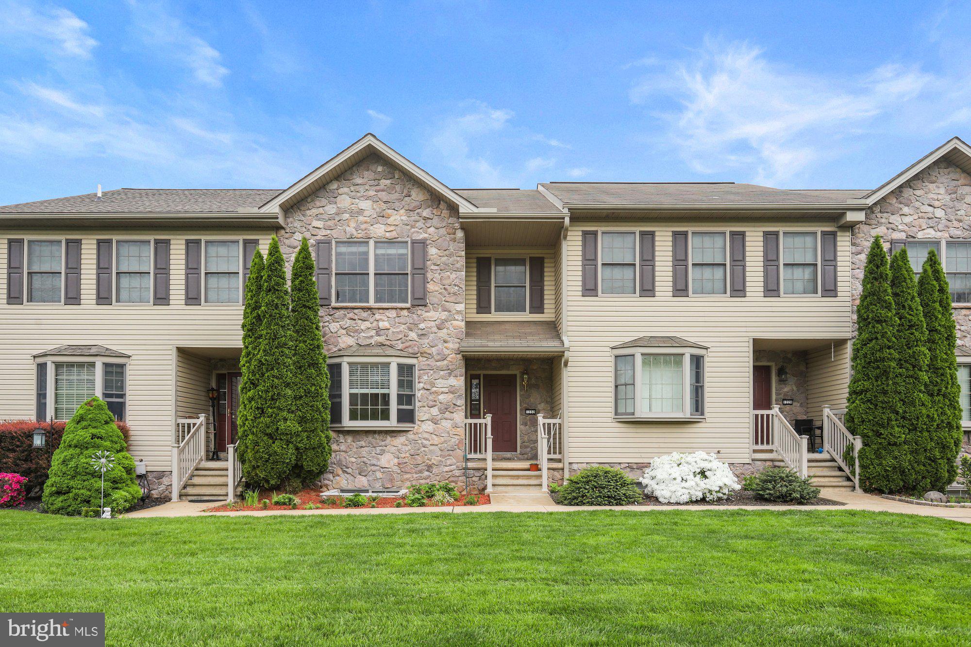 1232 Overlook Road Middletown, PA 17057 - Photo 1 of 26 Front View of Building