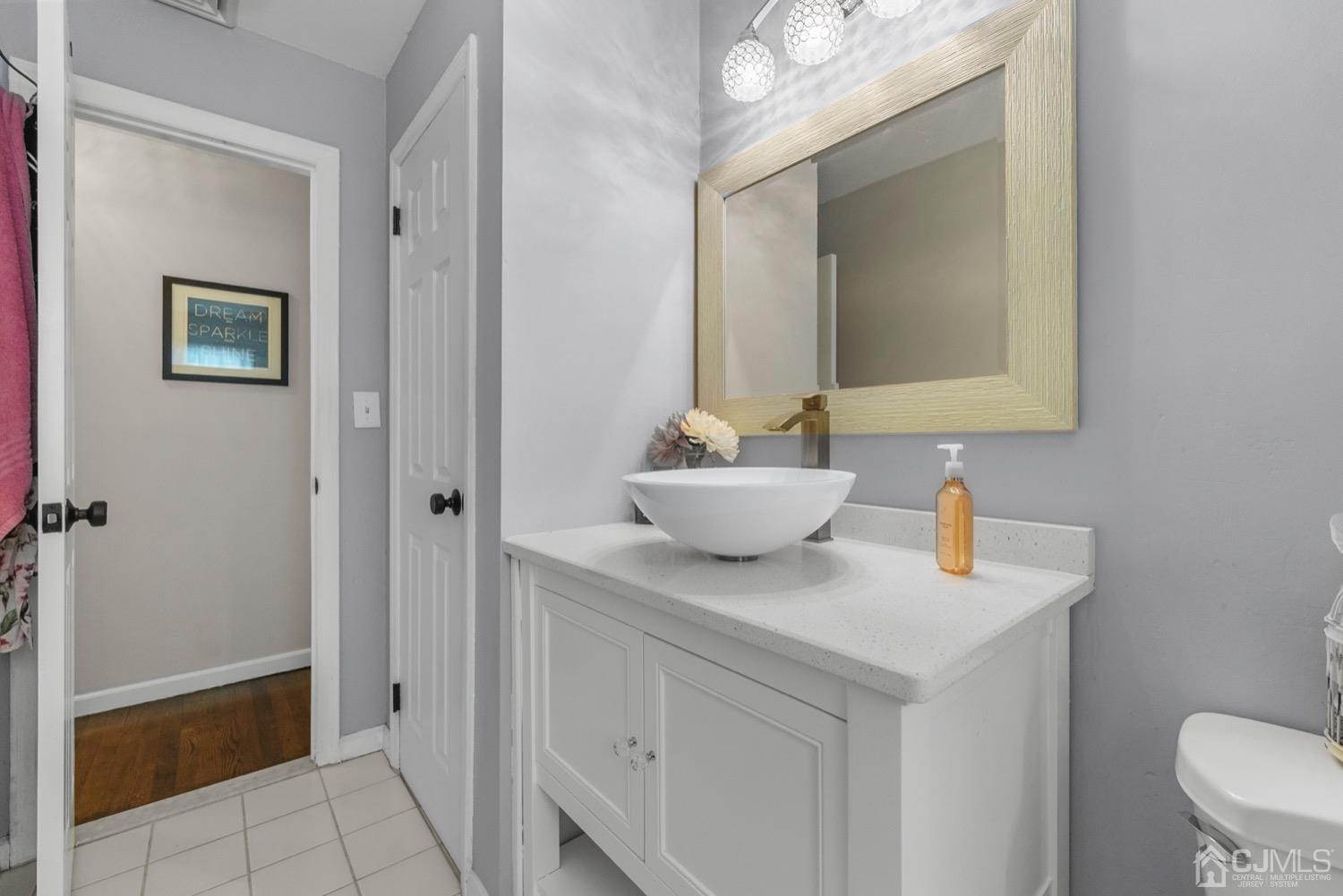 33 Runnymede Road Clark, NJ 07066 - Photo 14 of 20 Gallery Image 14