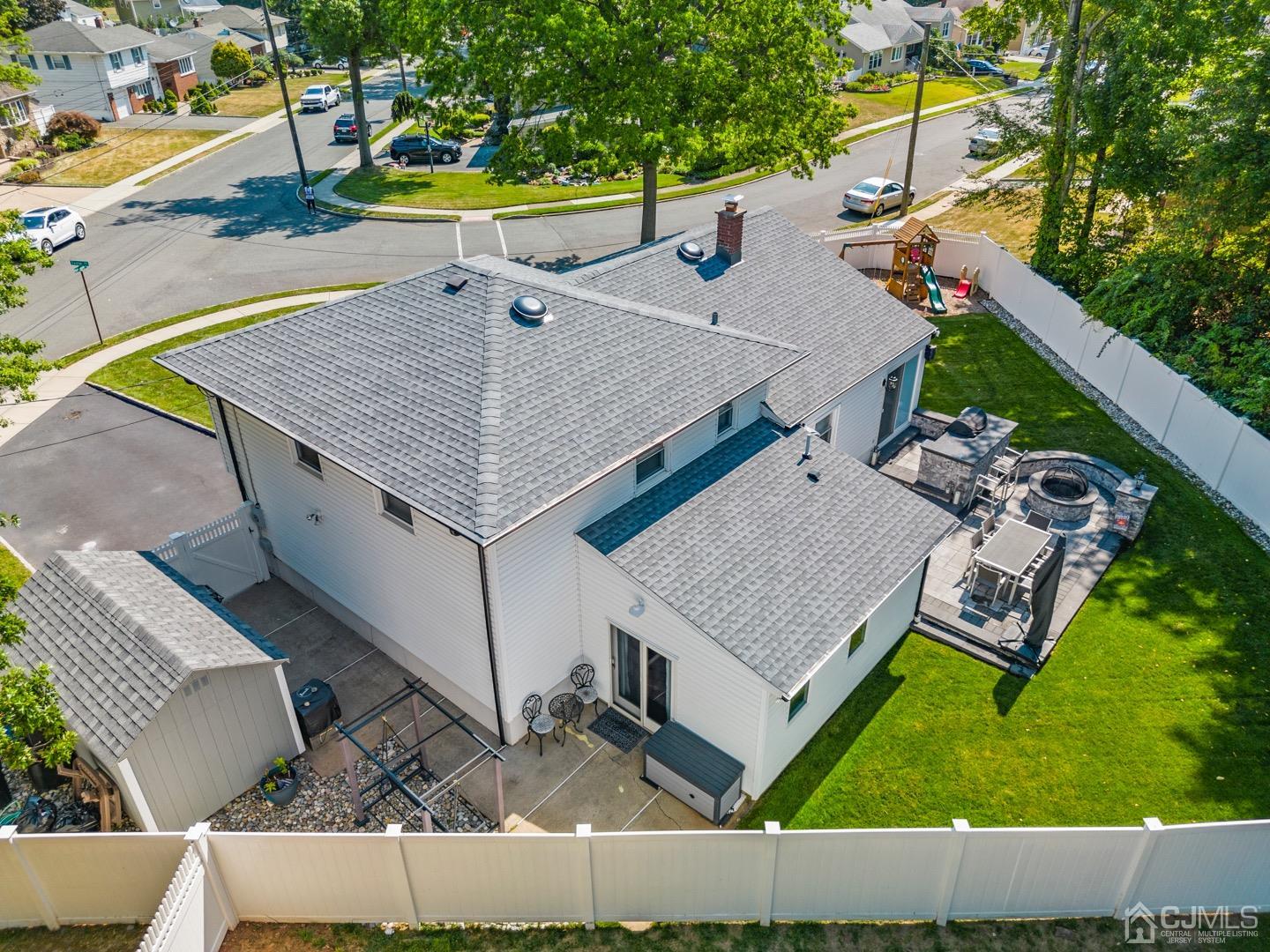 33 Runnymede Road Clark, NJ 07066 - Photo 3 of 20 Gallery Image 3