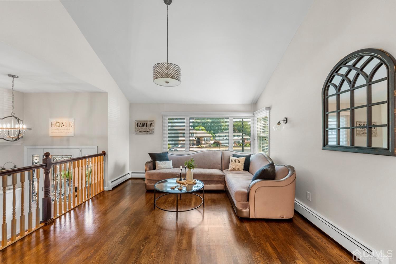 33 Runnymede Road Clark, NJ 07066 - Photo 6 of 20 Gallery Image 6