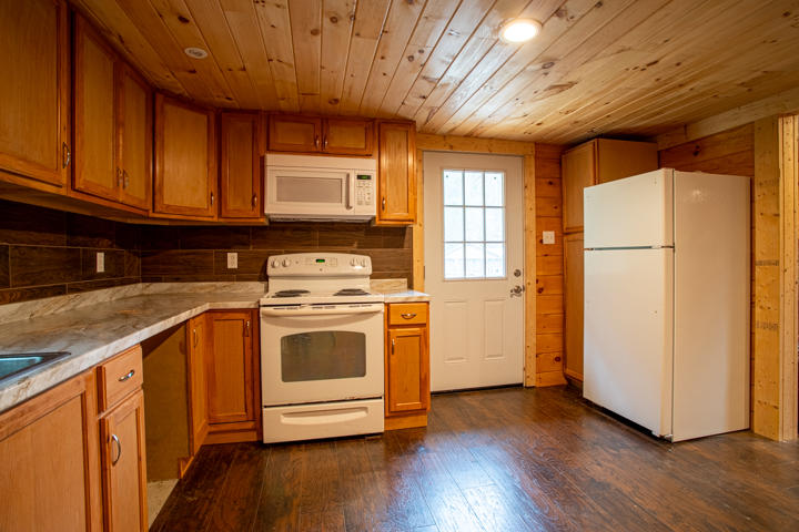 460 King Branch Road Sevierville, TN 37876 - Photo 14 of 29 20210316-3Y0A2560-HDR