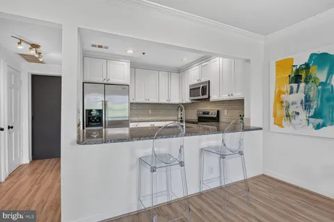 $549,900 | 125 North Lee Street, Unit DH407, Alexandria, VA 22314