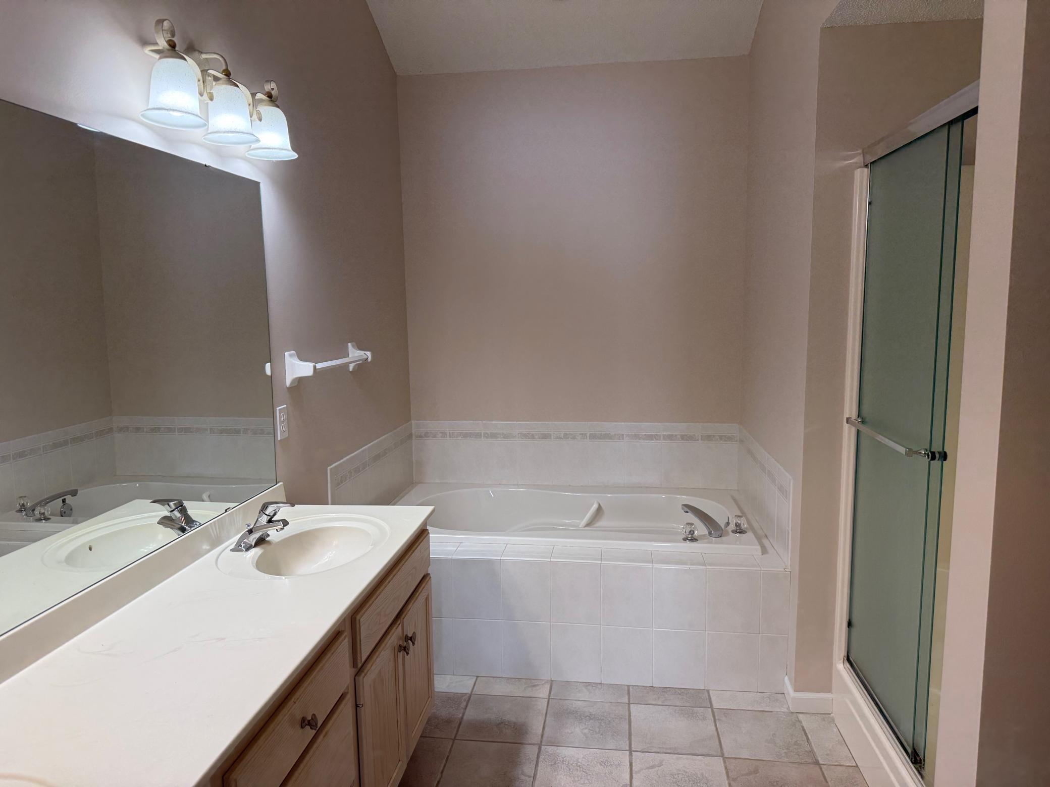 1940 Topaz Pointe Lane Southwest Rochester, MN 55902 - Photo 15 of 25
