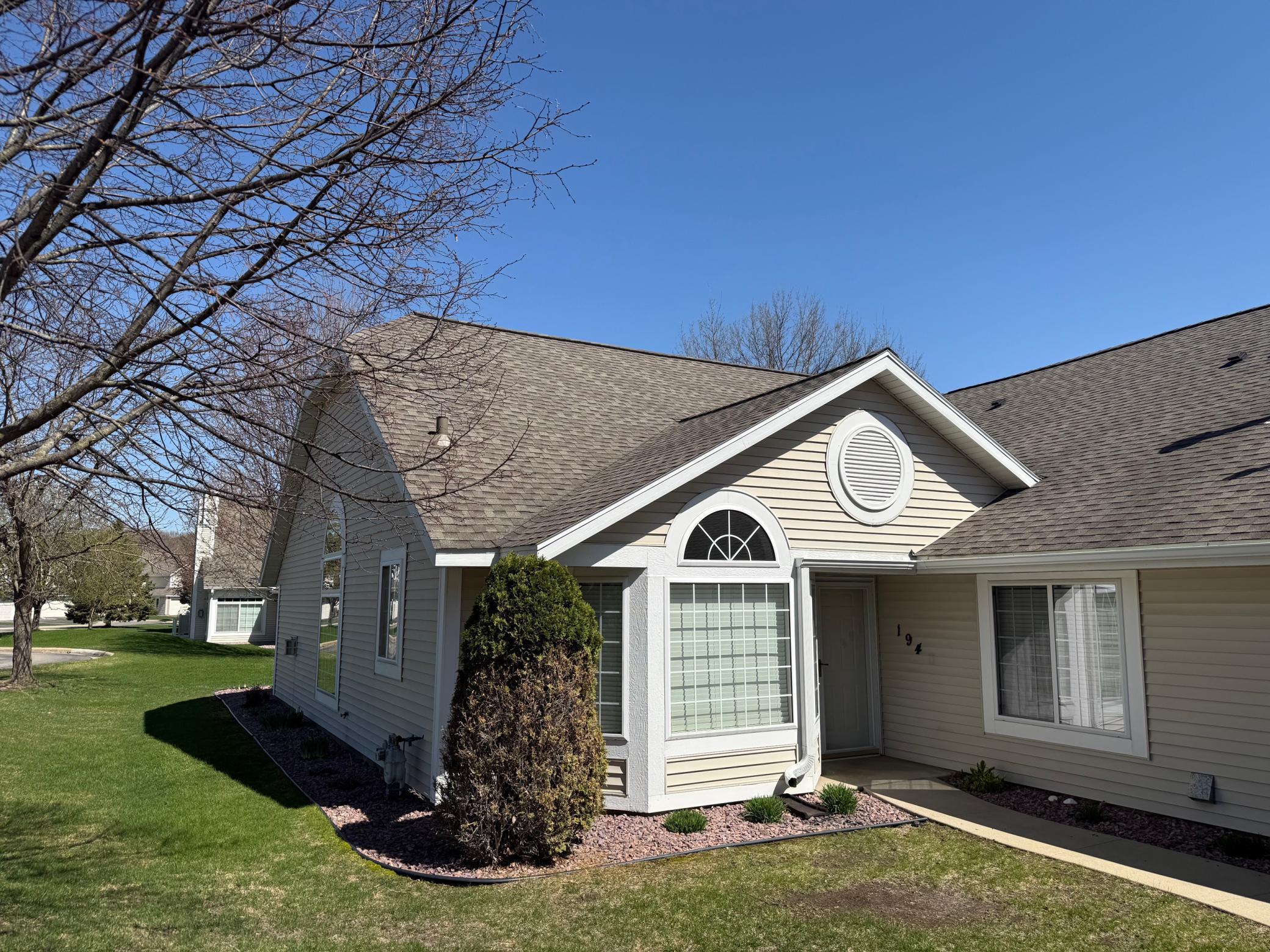 1940 Topaz Pointe Lane Southwest Rochester, MN 55902 - Photo 2 of 25